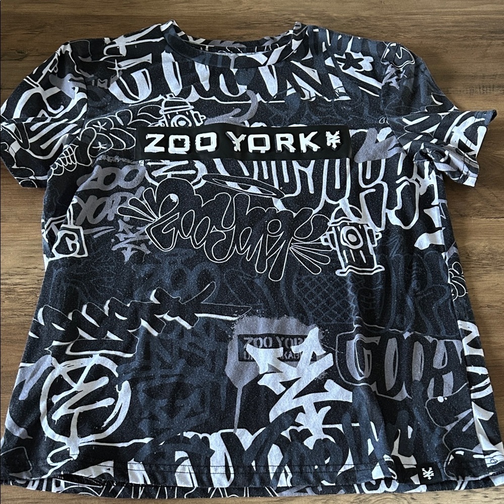 Zoo York Graffiti Tee - Black and Gray